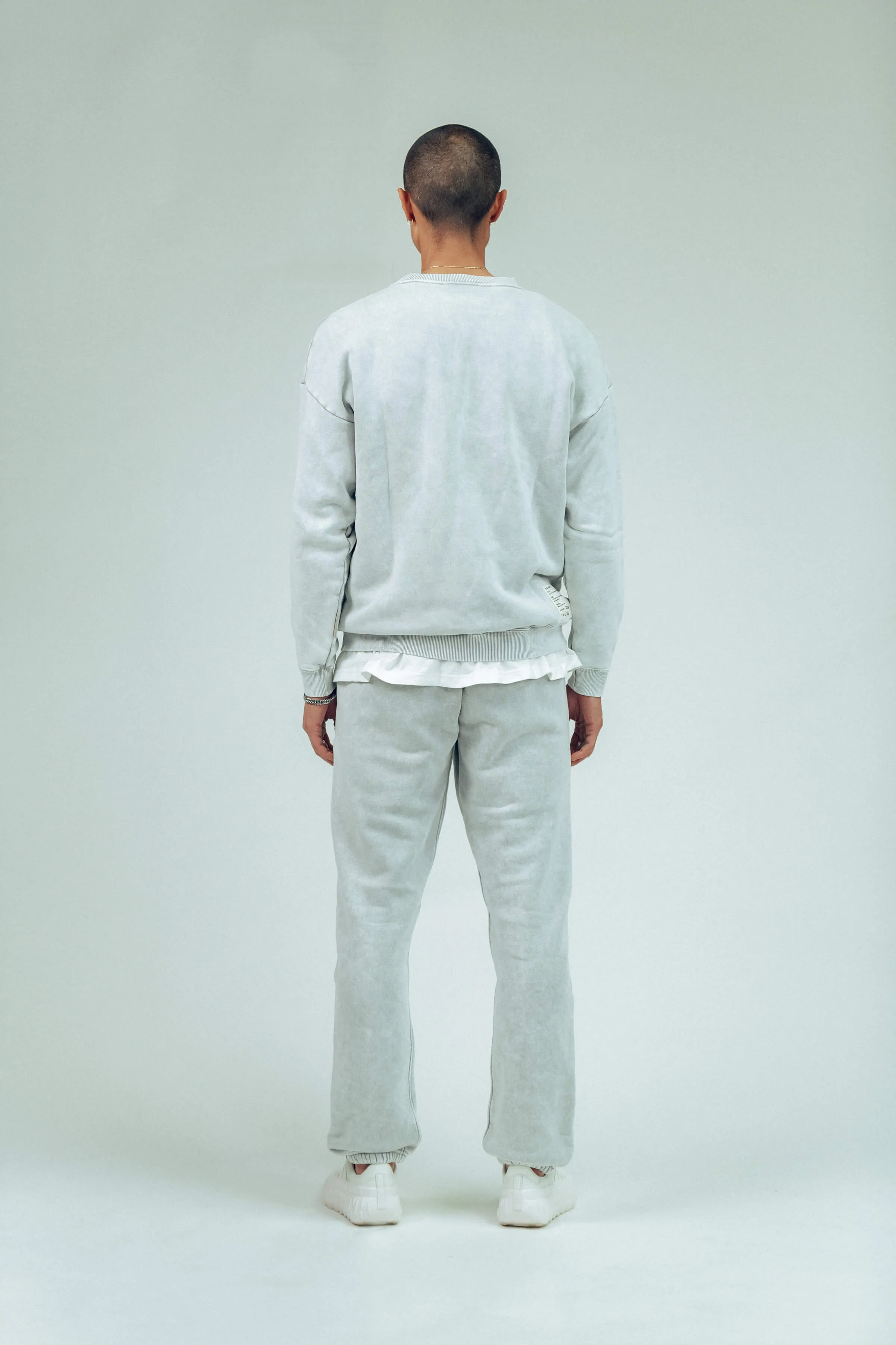 530 Washed Stone Grey Sweatshirt (Man)