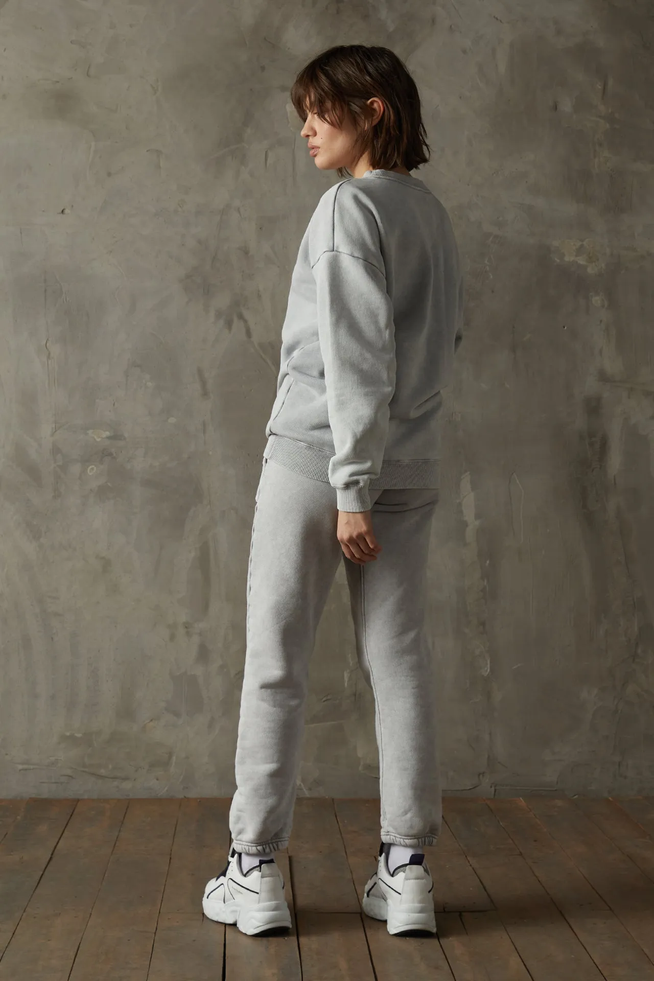 530 Washed Stone Grey Sweatshirt
