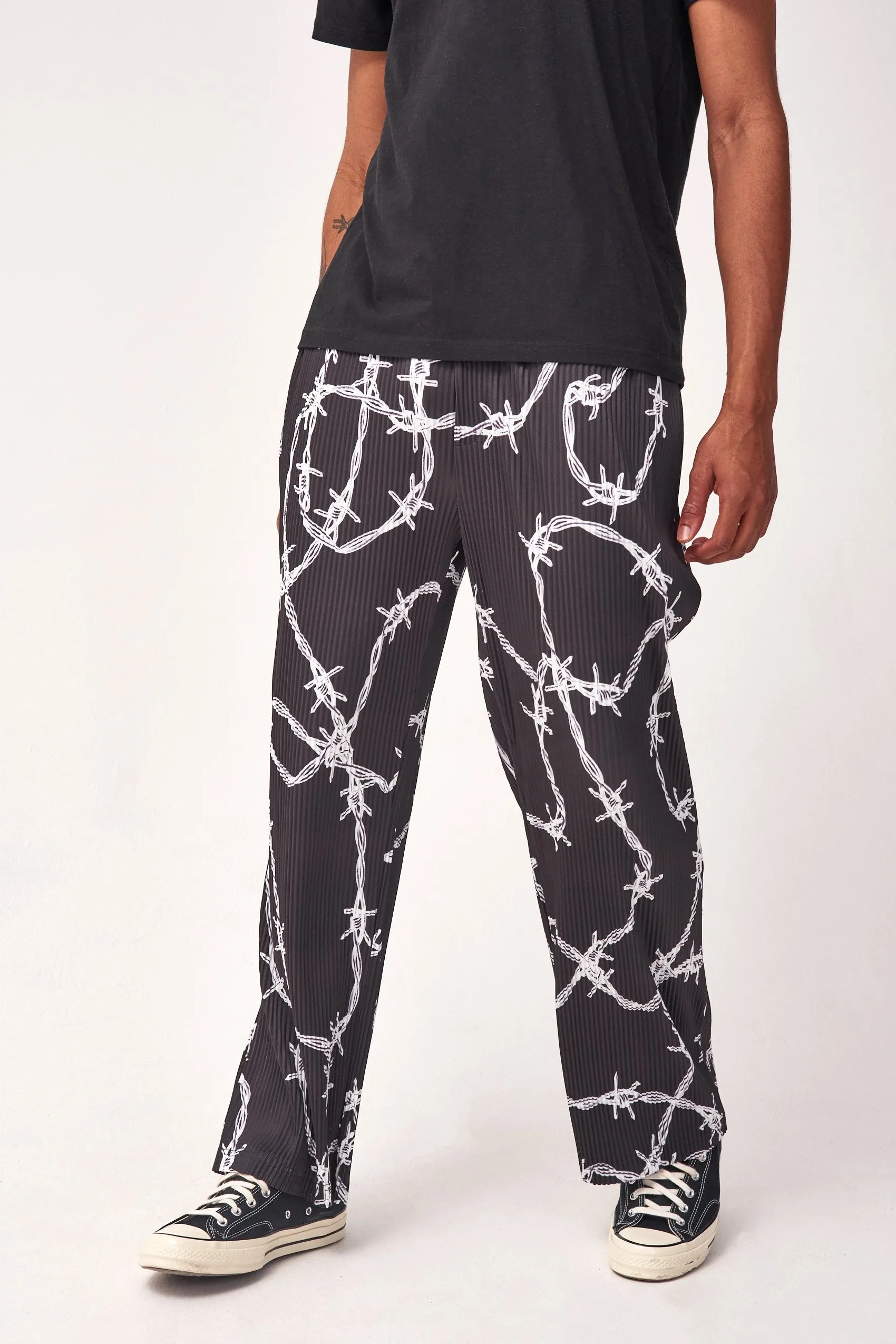Barbed Wire Printed Pleated Trousers