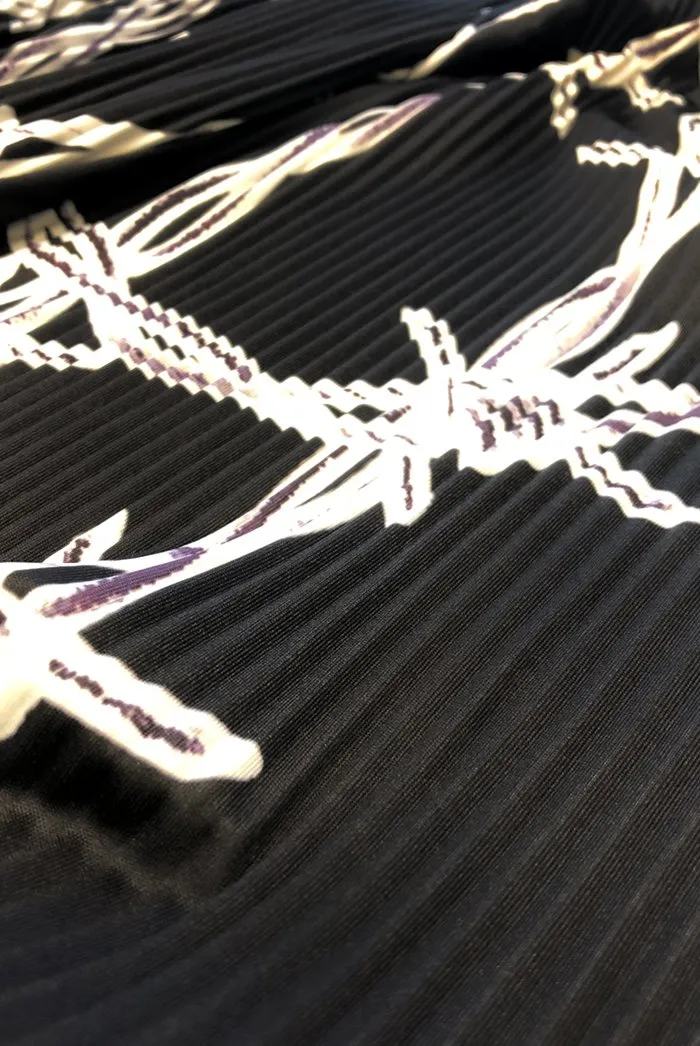 Barbed Wire Printed Pleated Trousers