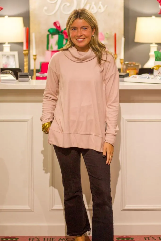 Brushed Knit Turtle Neck Sweatshirt