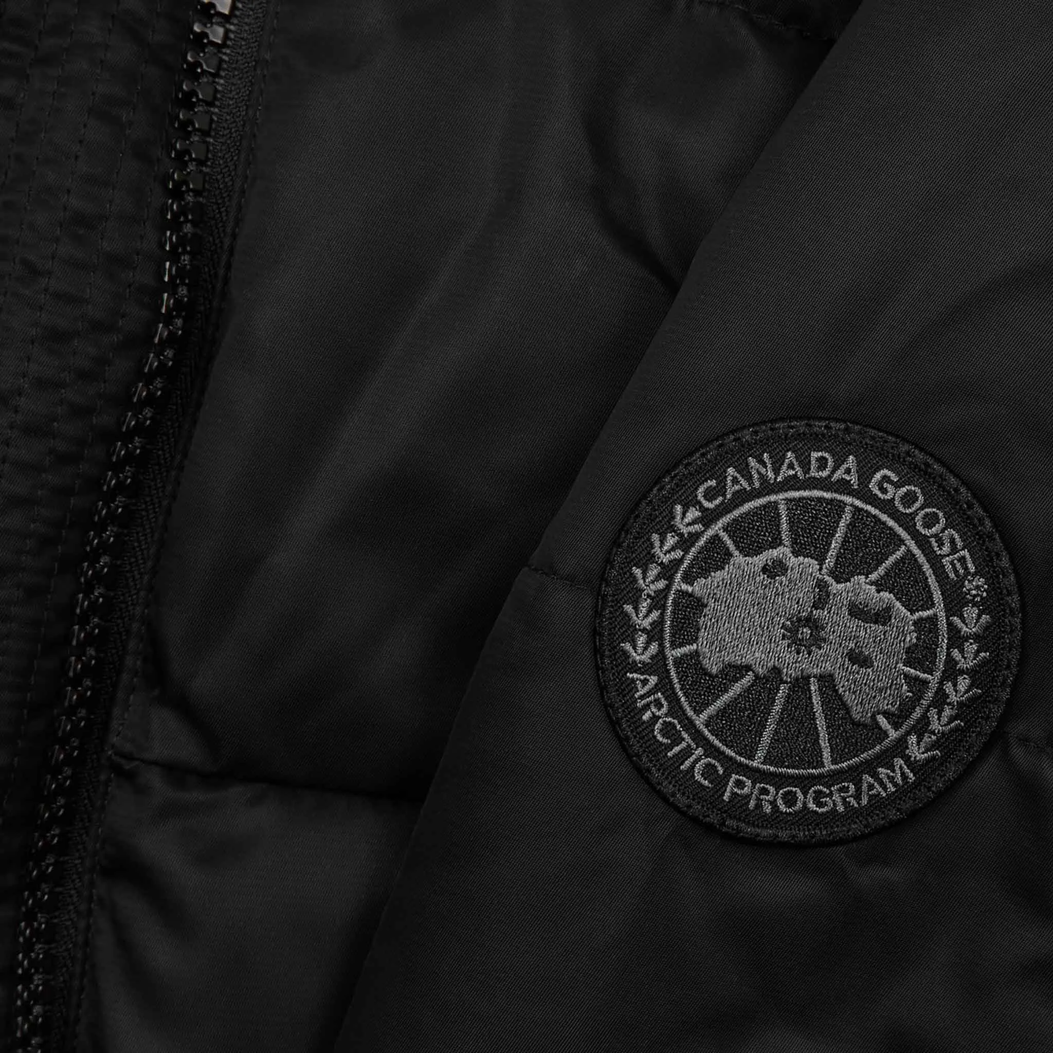 Canada Goose Women's Mystique Parka in Black