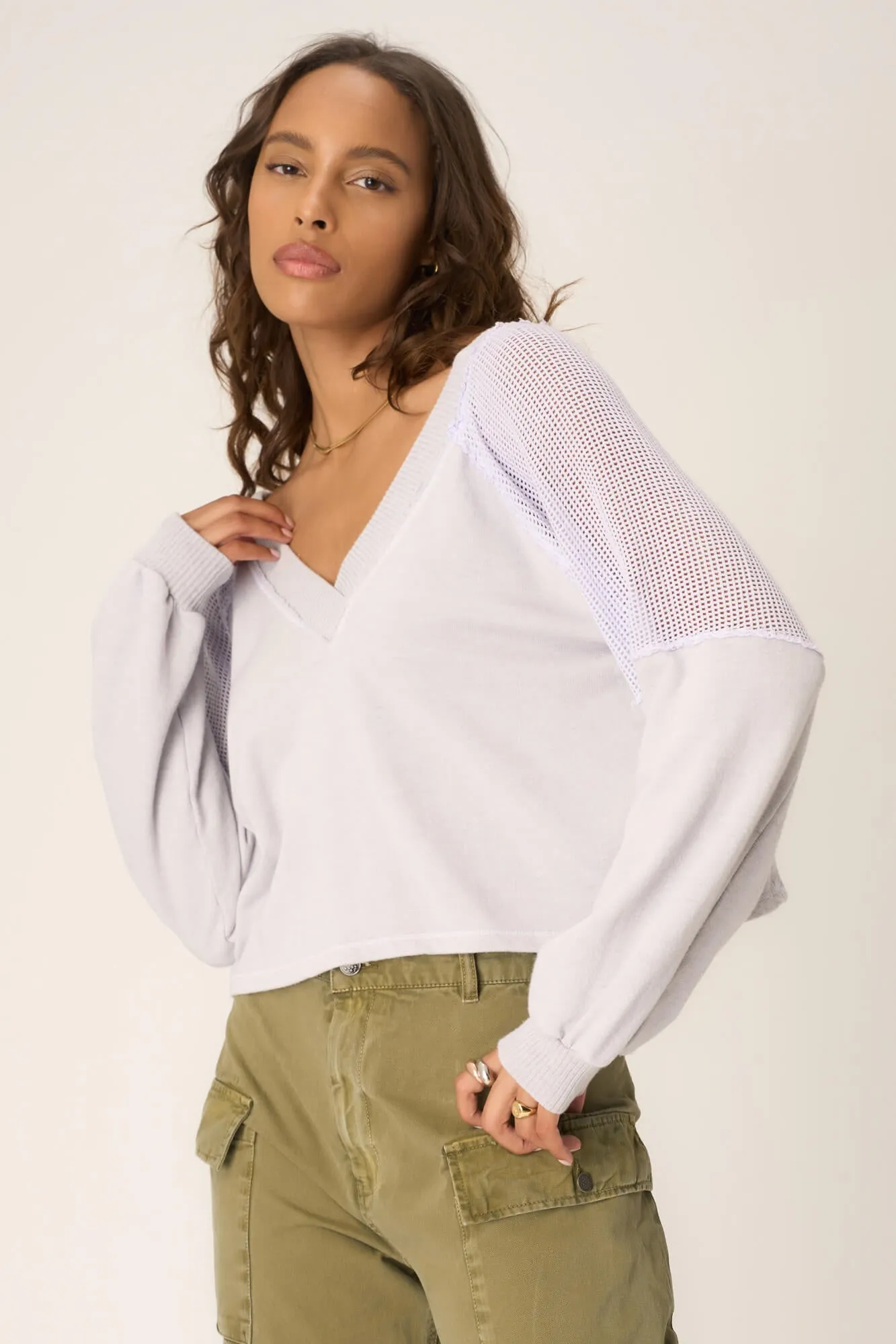 Harley Seamed V-Neck Pullover - Ice Blue