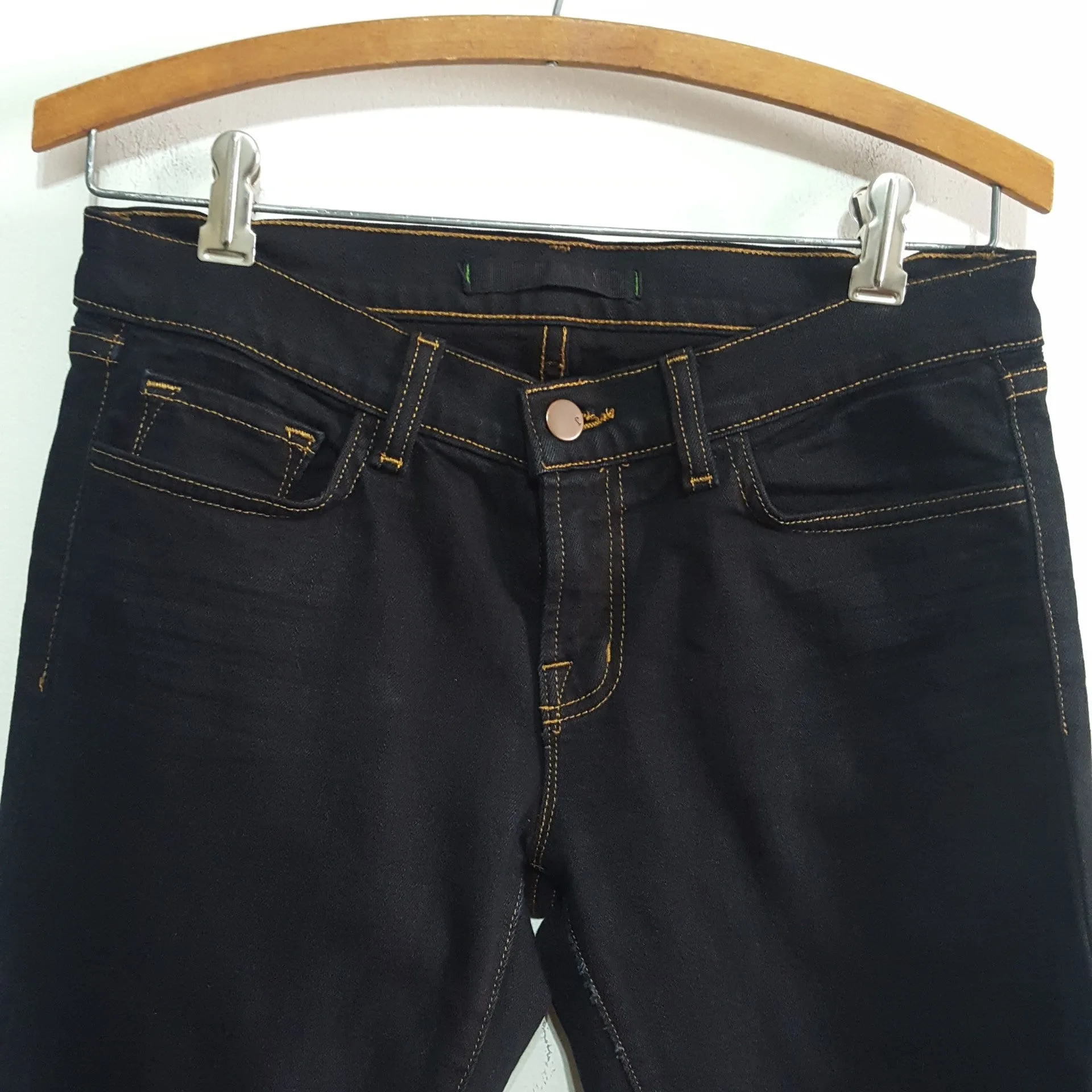 J Brand Midrise Crop Jeans Black size 27
