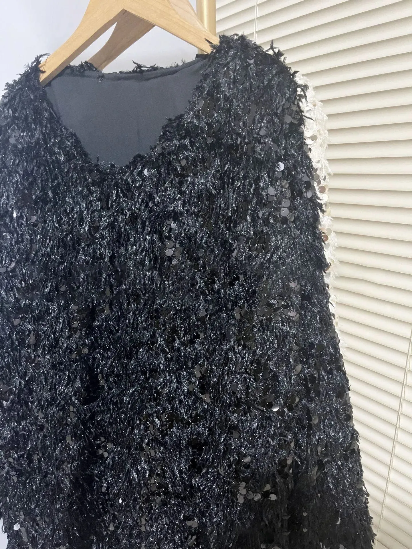Knitted Tassel Women Pullover Sweater Solid Color Long Sleeve O-Neck Short Party Fringe Sweaters Female Streetwear C-301