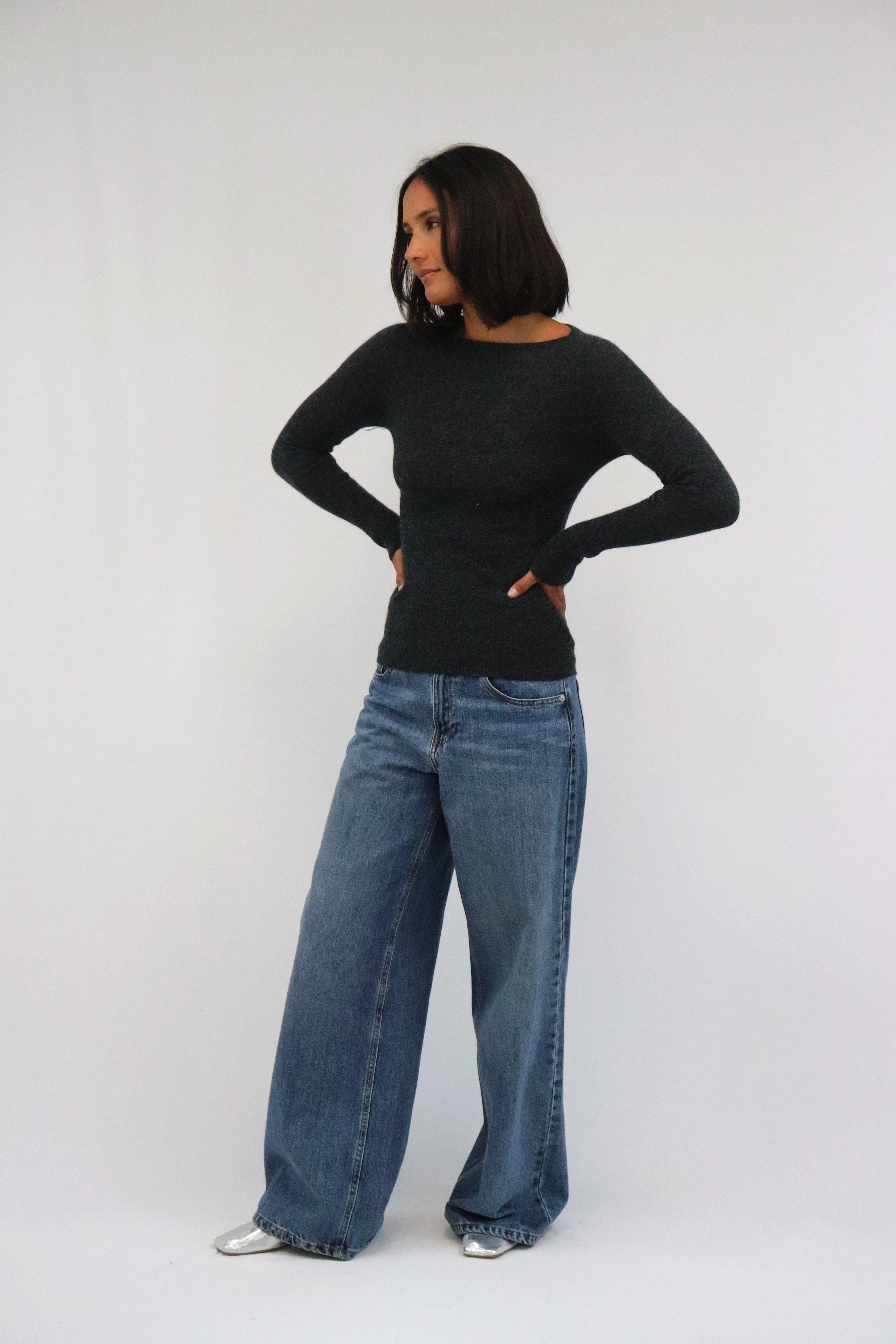 Tatāno Sabine Top Charcoal
