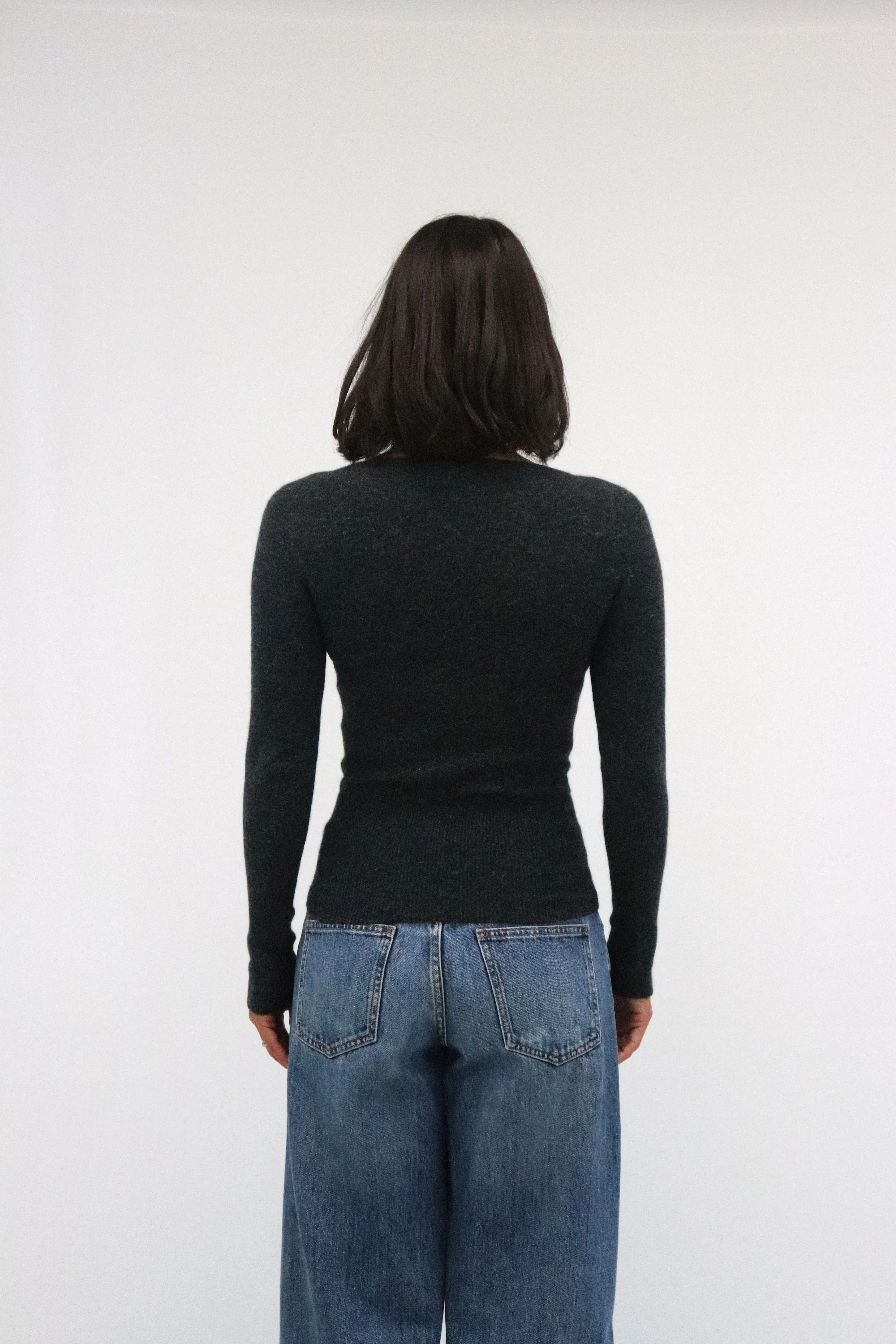 Tatāno Sabine Top Charcoal