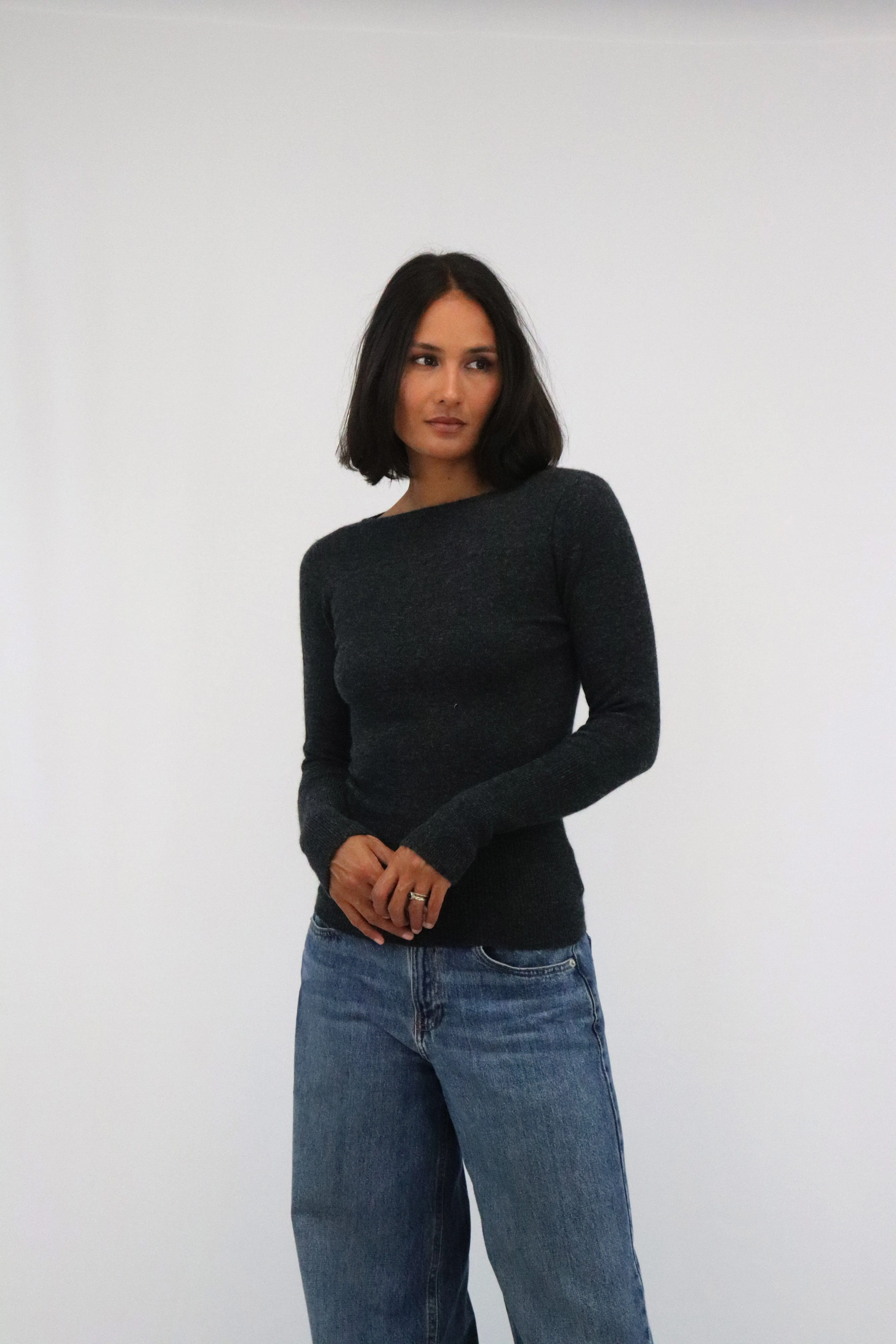 Tatāno Sabine Top Charcoal