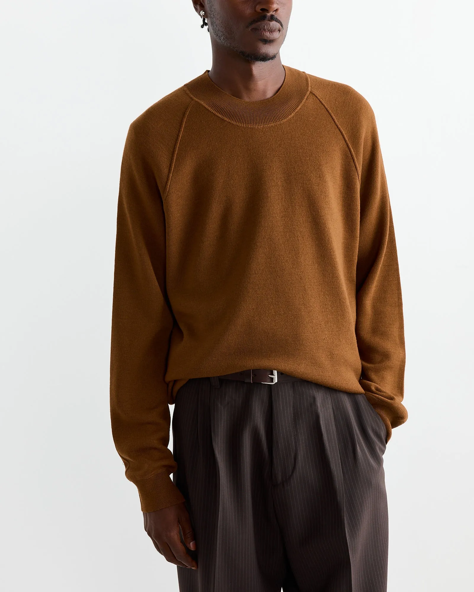 Wide Neck Sweatshirt in Tobacco